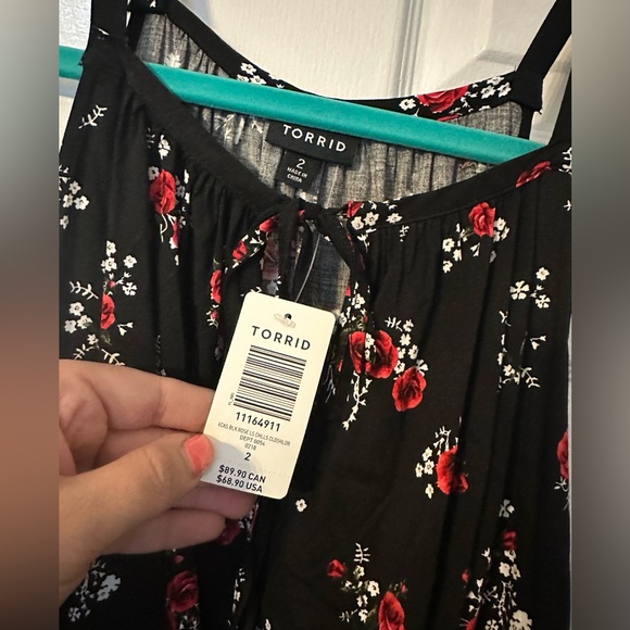 Torrid Off the Shoulder Roses Dress NWT 🌹🌹 - Picture 3 of 6